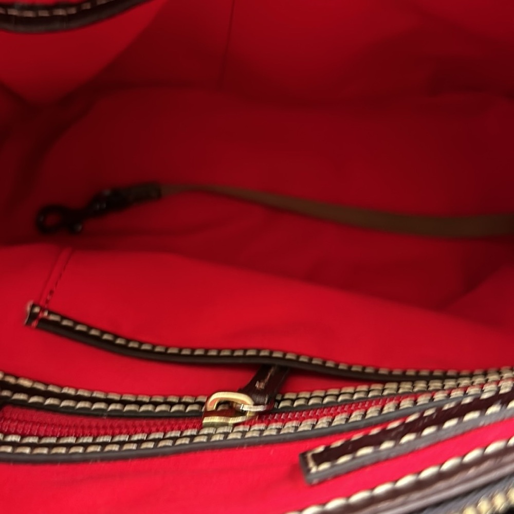 Dooney & Bourke handbag - Picture 6 of 6